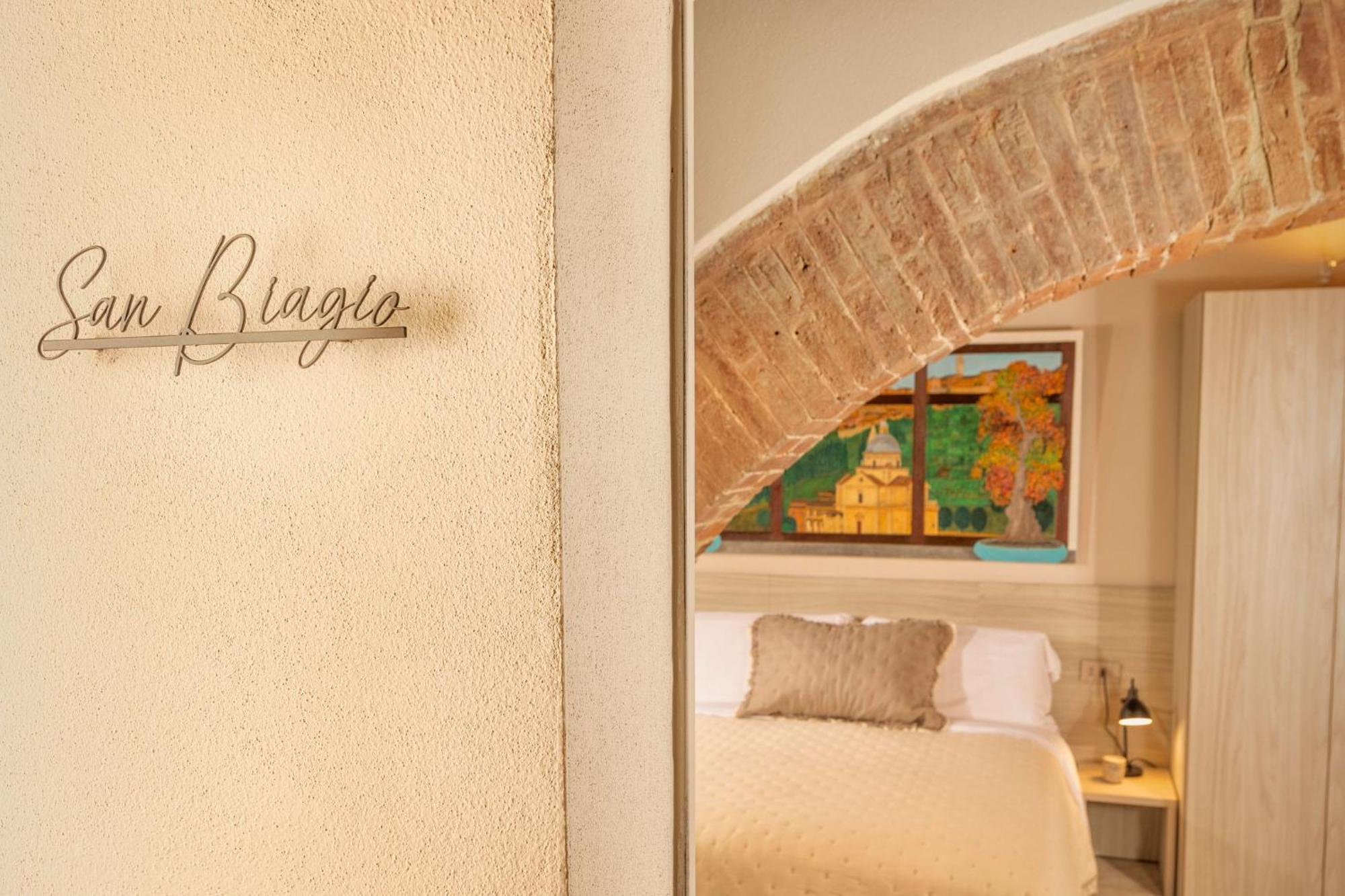 Palazzo Falcinelli Luxury Room In Montepulciano Center With Air Conditioning And Elevator Exterior photo